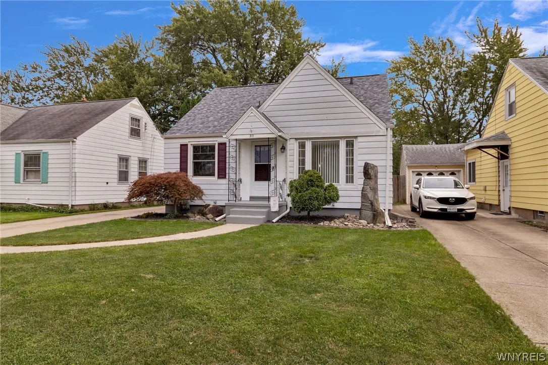 311 Traverse Boulevard, Tonawanda, New York 14223, Tonawanda, New York 14223, 4 Bedroom Bedrooms, 7 Room Rooms,1 BathroomBathrooms,Residential,For Sale,311 Traverse Boulevard, Tonawanda, New York 14223,0,B1718809
