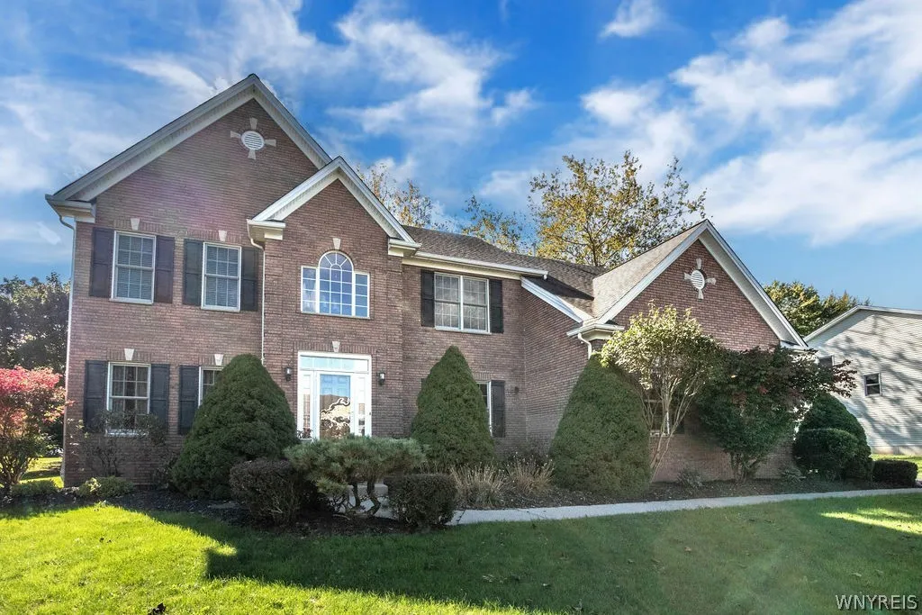 9651 Deerview Lane, Clarence, New York 14032, Clarence, New York 14032, 3 Bedroom Bedrooms, 9 Room Rooms,2 BathroomBathrooms,Residential,For Sale,9651 Deerview Lane, Clarence, New York 14032,0,B1719260