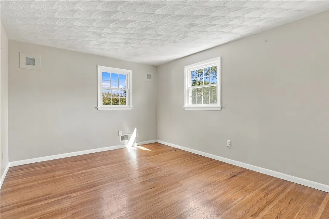 122 Rocmar Drive, Greece, New York 14626, Greece, New York 14626, 3 Bedroom Bedrooms, 8 Room Rooms,1 BathroomBathrooms,Residential,For Sale,122 Rocmar Drive, Greece, New York 14626,0,R1719410