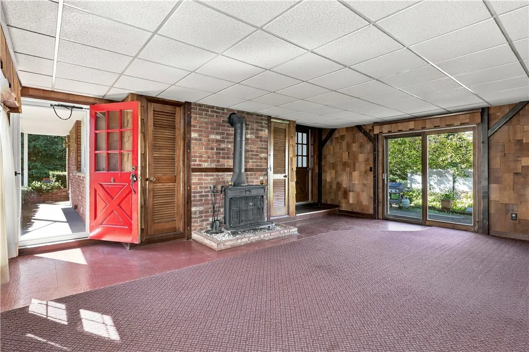 122 Rocmar Drive, Greece, New York 14626, Greece, New York 14626, 3 Bedroom Bedrooms, 8 Room Rooms,1 BathroomBathrooms,Residential,For Sale,122 Rocmar Drive, Greece, New York 14626,0,R1719410