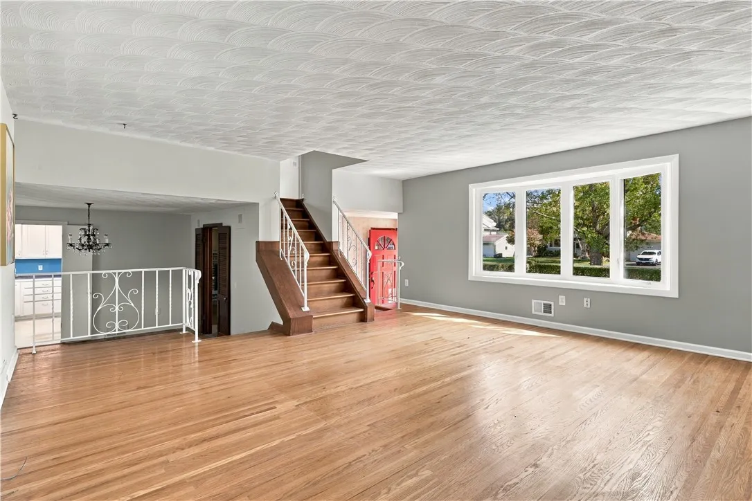 122 Rocmar Drive, Greece, New York 14626, Greece, New York 14626, 3 Bedroom Bedrooms, 8 Room Rooms,1 BathroomBathrooms,Residential,For Sale,122 Rocmar Drive, Greece, New York 14626,0,R1719410