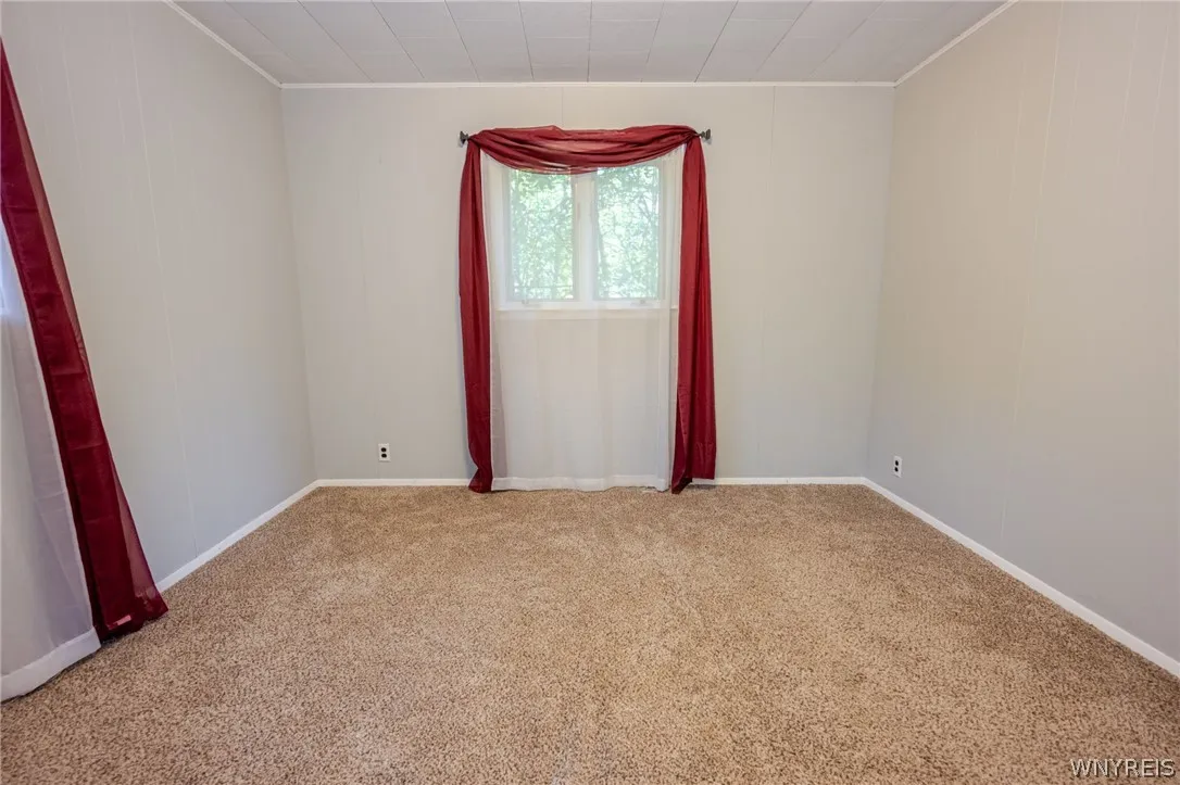 5261 Southcrest Avenue, Hamburg, New York 14075, Hamburg, New York 14075, 3 Bedroom Bedrooms, 6 Room Rooms,1 BathroomBathrooms,Residential,For Sale,5261 Southcrest Avenue, Hamburg, New York 14075,0,B1719512