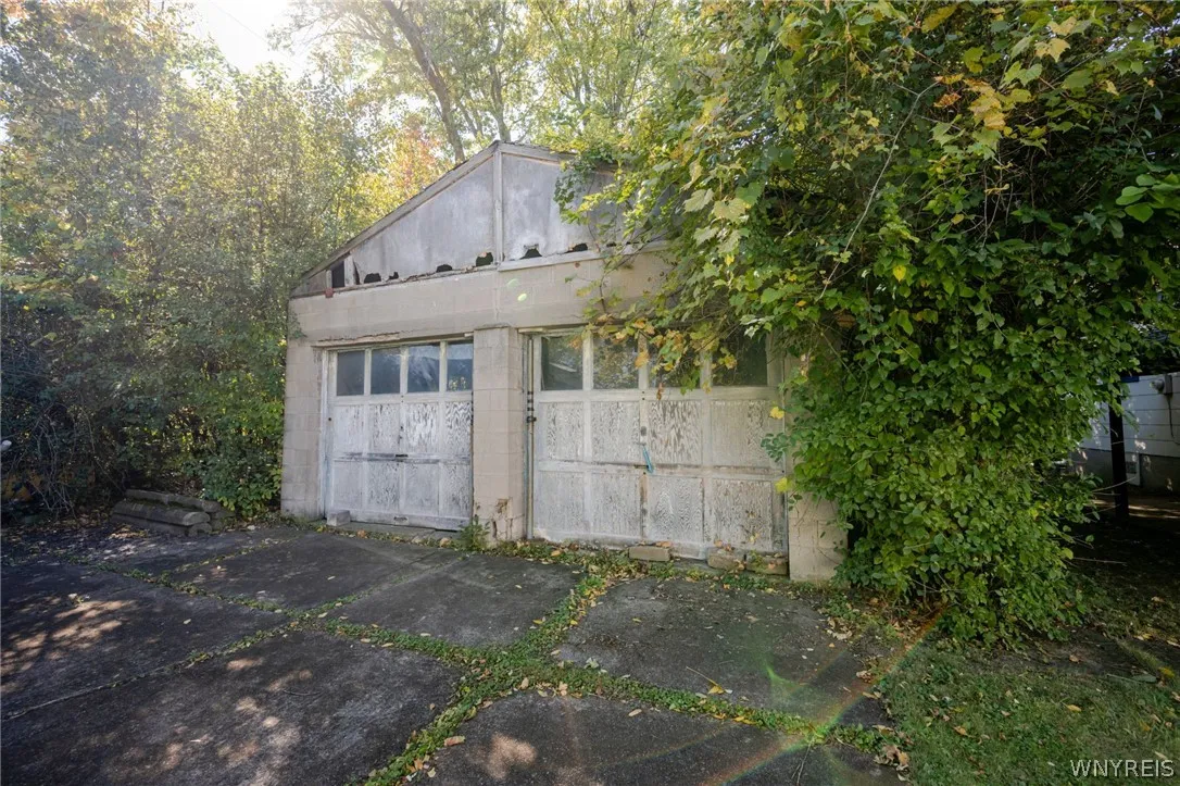 5261 Southcrest Avenue, Hamburg, New York 14075, Hamburg, New York 14075, 3 Bedroom Bedrooms, 6 Room Rooms,1 BathroomBathrooms,Residential,For Sale,5261 Southcrest Avenue, Hamburg, New York 14075,0,B1719512