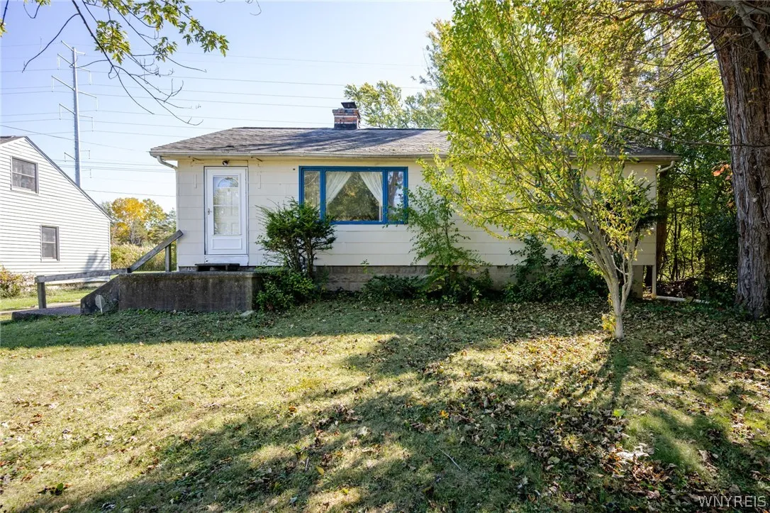 5261 Southcrest Avenue, Hamburg, New York 14075, Hamburg, New York 14075, 3 Bedroom Bedrooms, 6 Room Rooms,1 BathroomBathrooms,Residential,For Sale,5261 Southcrest Avenue, Hamburg, New York 14075,0,B1719512