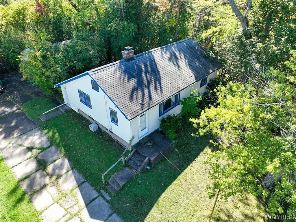 5261 Southcrest Avenue, Hamburg, New York 14075, Hamburg, New York 14075, 3 Bedroom Bedrooms, 6 Room Rooms,1 BathroomBathrooms,Residential,For Sale,5261 Southcrest Avenue, Hamburg, New York 14075,0,B1719512