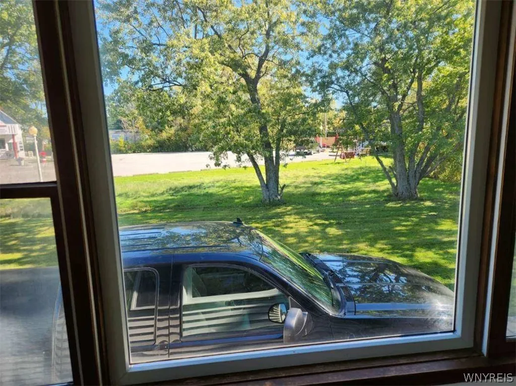 2793 Southwestern Boulevard, Orchard Park, New Yor, Orchard Park, New York 14127, 3 Bedroom Bedrooms, 6 Room Rooms,1 BathroomBathrooms,Residential,For Sale,2793 Southwestern Boulevard, Orchard Park, New Yor,0,B1720651