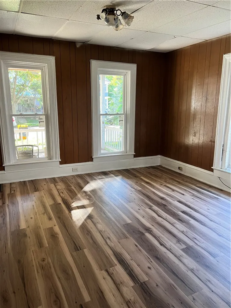 160 Boardman Street, Elmira City, New York 14904, Elmira City, New York 14904, 2 Bedroom Bedrooms, 4 Room Rooms,1 BathroomBathrooms,Residential Lease,For Rent,160 Boardman Street, Elmira City, New York 14904,0,R1720655