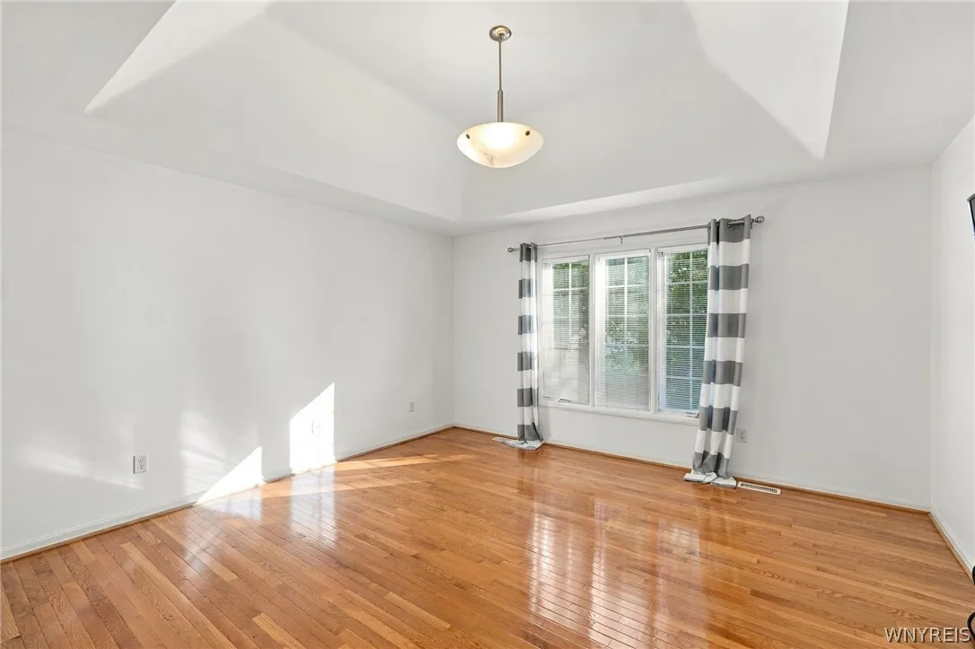 4119 Foxwood Lane, Clarence, New York 14221, Clarence, New York 14221, 4 Bedroom Bedrooms, 9 Room Rooms,2 BathroomBathrooms,Residential,For Sale,4119 Foxwood Lane, Clarence, New York 14221,0,B1720716