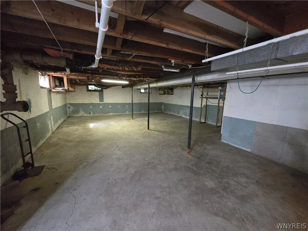 8401 Ericson Drive, Clarence, New York 14221, Clarence, New York 14221, 3 Bedroom Bedrooms, 6 Room Rooms,1 BathroomBathrooms,Residential Lease,For Rent,8401 Ericson Drive, Clarence, New York 14221,0,B1720748
