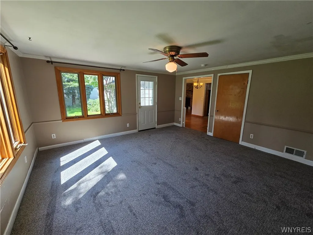 8401 Ericson Drive, Clarence, New York 14221, Clarence, New York 14221, 3 Bedroom Bedrooms, 6 Room Rooms,1 BathroomBathrooms,Residential Lease,For Rent,8401 Ericson Drive, Clarence, New York 14221,0,B1720748
