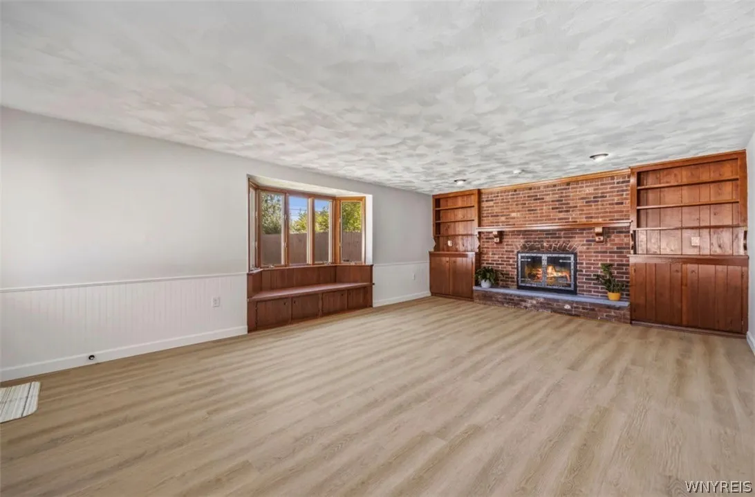 107 Maplegrove Avenue, Tonawanda, New York 14150, Tonawanda, New York 14150, 3 Bedroom Bedrooms, 8 Room Rooms,2 BathroomBathrooms,Residential,For Sale,107 Maplegrove Avenue, Tonawanda, New York 14150,0,B1720613