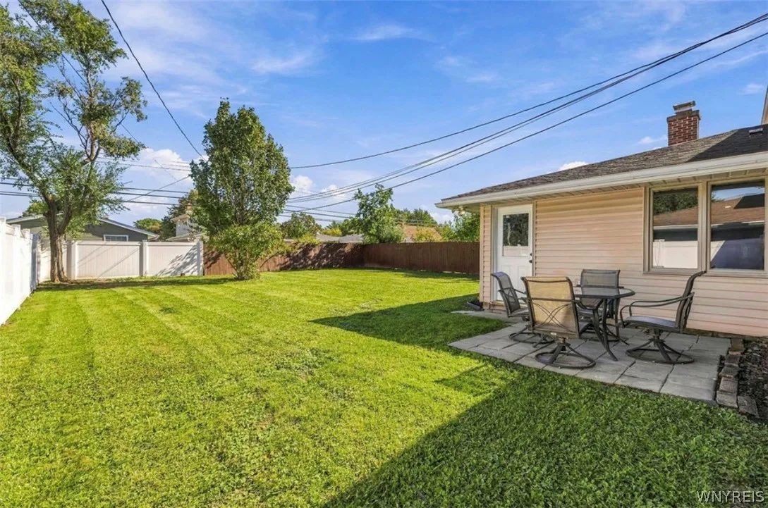 107 Maplegrove Avenue, Tonawanda, New York 14150, Tonawanda, New York 14150, 3 Bedroom Bedrooms, 8 Room Rooms,2 BathroomBathrooms,Residential,For Sale,107 Maplegrove Avenue, Tonawanda, New York 14150,0,B1720613