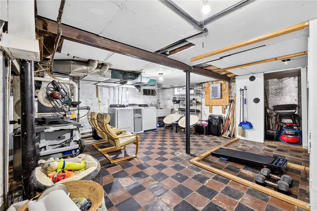 374 Stone Road, Greece, New York 14616, Greece, New York 14616, 3 Bedroom Bedrooms, 5 Room Rooms,1 BathroomBathrooms,Residential,For Sale,374 Stone Road, Greece, New York 14616,0,R1720734