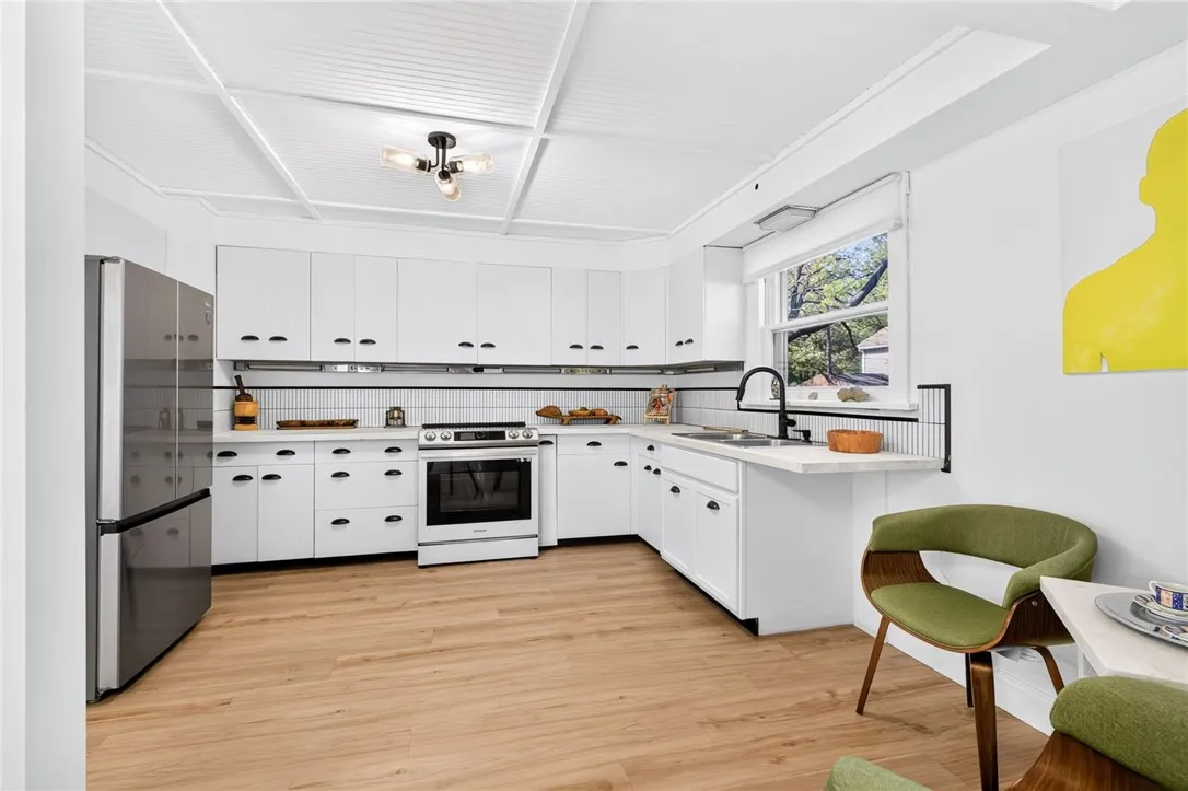 374 Stone Road, Greece, New York 14616, Greece, New York 14616, 3 Bedroom Bedrooms, 5 Room Rooms,1 BathroomBathrooms,Residential,For Sale,374 Stone Road, Greece, New York 14616,0,R1720734
