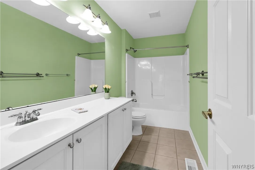 67 Breezewood Drive, Orchard Park, New York 14127, Orchard Park, New York 14127, 6 Bedroom Bedrooms, 20 Room Rooms,3 BathroomBathrooms,Residential,For Sale,67 Breezewood Drive, Orchard Park, New York 14127,0,B1719502