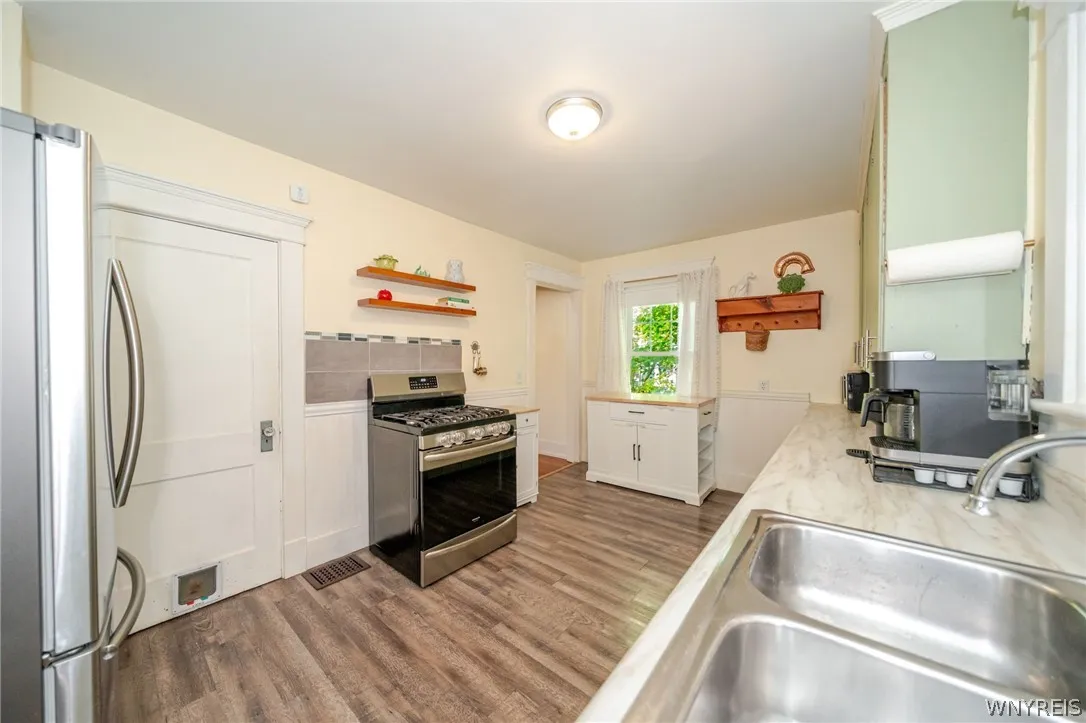 185 Lake Street, Hamburg, New York 14075, Hamburg, New York 14075, 3 Bedroom Bedrooms, 7 Room Rooms,1 BathroomBathrooms,Residential,For Sale,185 Lake Street, Hamburg, New York 14075,0,B1721093