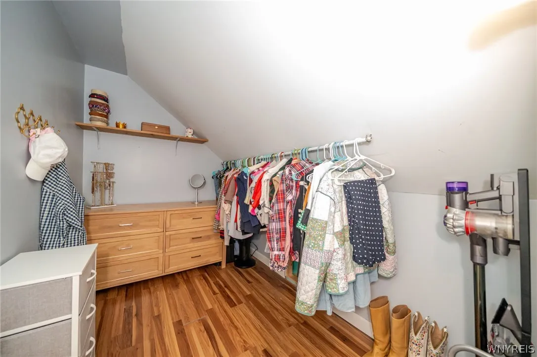 185 Lake Street, Hamburg, New York 14075, Hamburg, New York 14075, 3 Bedroom Bedrooms, 7 Room Rooms,1 BathroomBathrooms,Residential,For Sale,185 Lake Street, Hamburg, New York 14075,0,B1721093