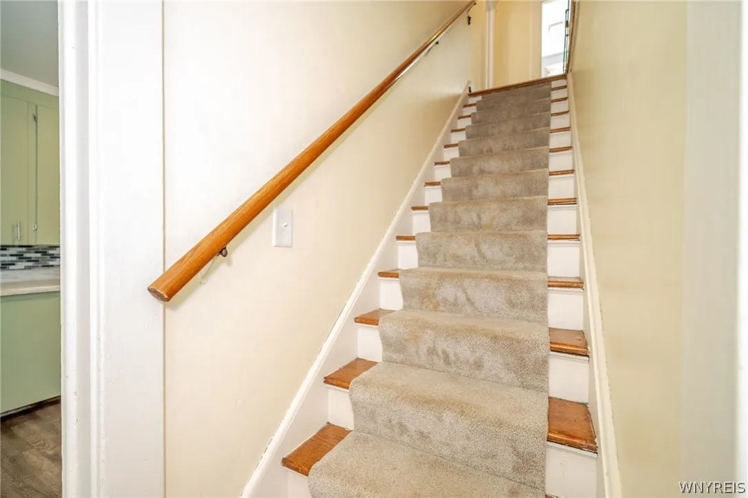 185 Lake Street, Hamburg, New York 14075, Hamburg, New York 14075, 3 Bedroom Bedrooms, 7 Room Rooms,1 BathroomBathrooms,Residential,For Sale,185 Lake Street, Hamburg, New York 14075,0,B1721093