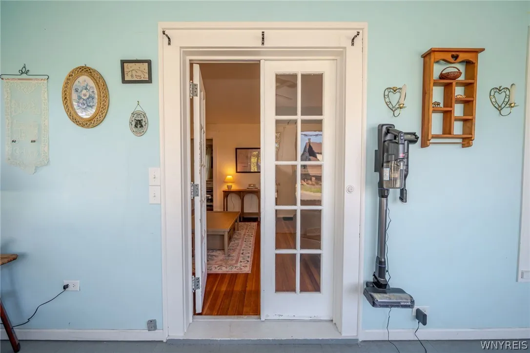 185 Lake Street, Hamburg, New York 14075, Hamburg, New York 14075, 3 Bedroom Bedrooms, 7 Room Rooms,1 BathroomBathrooms,Residential,For Sale,185 Lake Street, Hamburg, New York 14075,0,B1721093