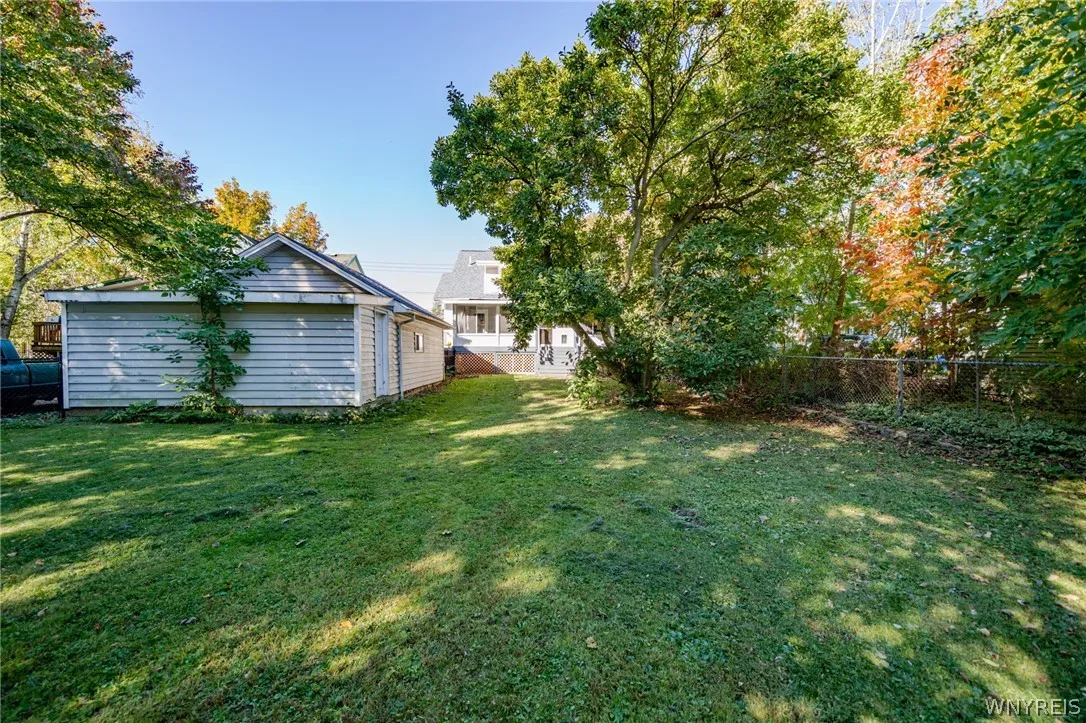 185 Lake Street, Hamburg, New York 14075, Hamburg, New York 14075, 3 Bedroom Bedrooms, 7 Room Rooms,1 BathroomBathrooms,Residential,For Sale,185 Lake Street, Hamburg, New York 14075,0,B1721093