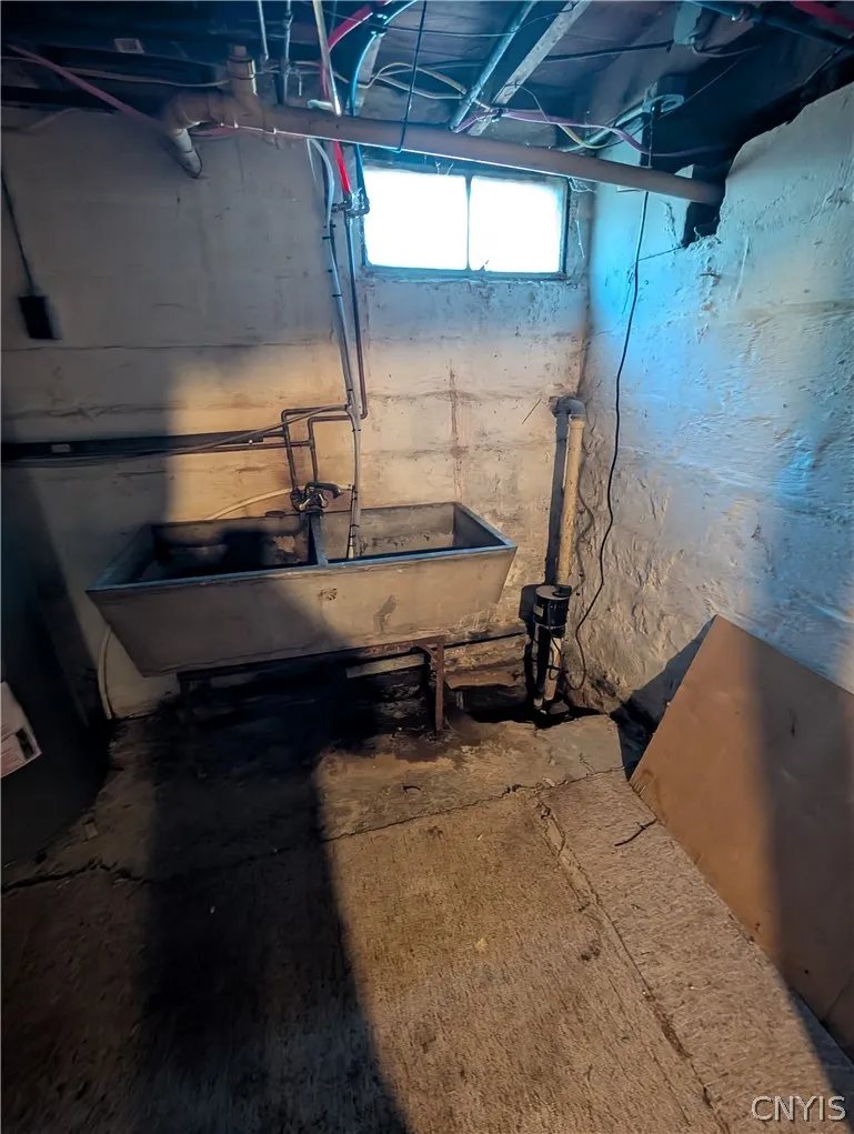 313 Powell Street, Geddes, New York 13209, Geddes, New York 13209, 5 Bedroom Bedrooms, ,3 BathroomBathrooms,Residential,For Sale,313 Powell Street, Geddes, New York 13209,0,S1721185
