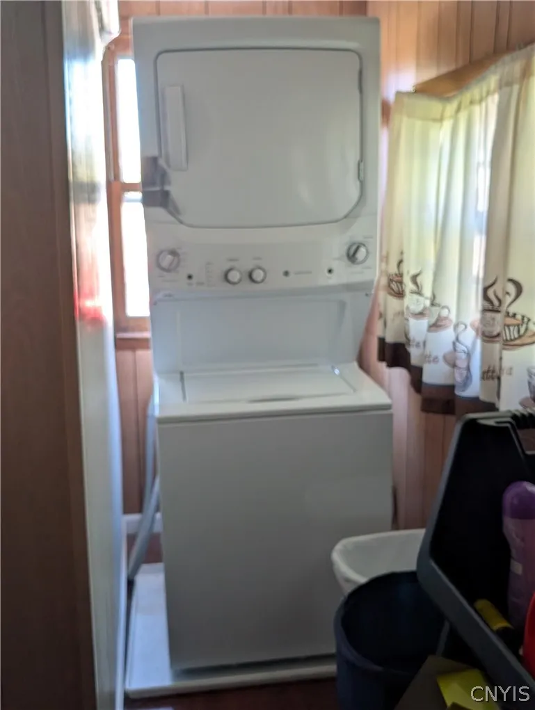 313 Powell Street, Geddes, New York 13209, Geddes, New York 13209, 5 Bedroom Bedrooms, ,3 BathroomBathrooms,Residential,For Sale,313 Powell Street, Geddes, New York 13209,0,S1721185