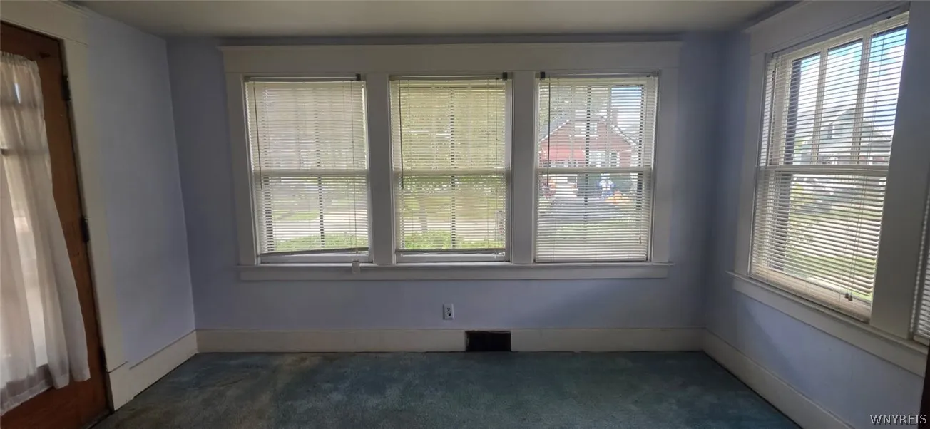 51 Hawthorne Avenue, Tonawanda, New York 14223, Tonawanda, New York 14223, 3 Bedroom Bedrooms, 7 Room Rooms,1 BathroomBathrooms,Residential,For Sale,51 Hawthorne Avenue, Tonawanda, New York 14223,0,B1721183