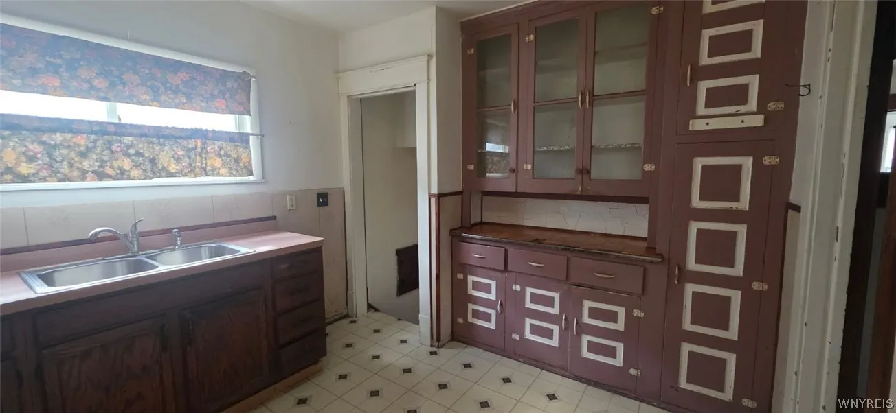 51 Hawthorne Avenue, Tonawanda, New York 14223, Tonawanda, New York 14223, 3 Bedroom Bedrooms, 7 Room Rooms,1 BathroomBathrooms,Residential,For Sale,51 Hawthorne Avenue, Tonawanda, New York 14223,0,B1721183