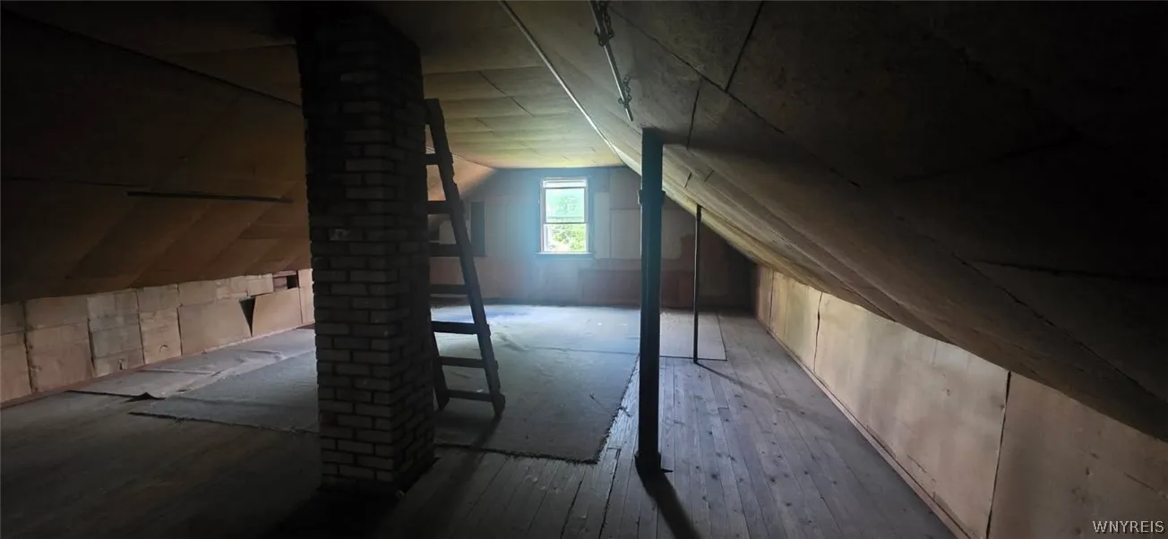 51 Hawthorne Avenue, Tonawanda, New York 14223, Tonawanda, New York 14223, 3 Bedroom Bedrooms, 7 Room Rooms,1 BathroomBathrooms,Residential,For Sale,51 Hawthorne Avenue, Tonawanda, New York 14223,0,B1721183