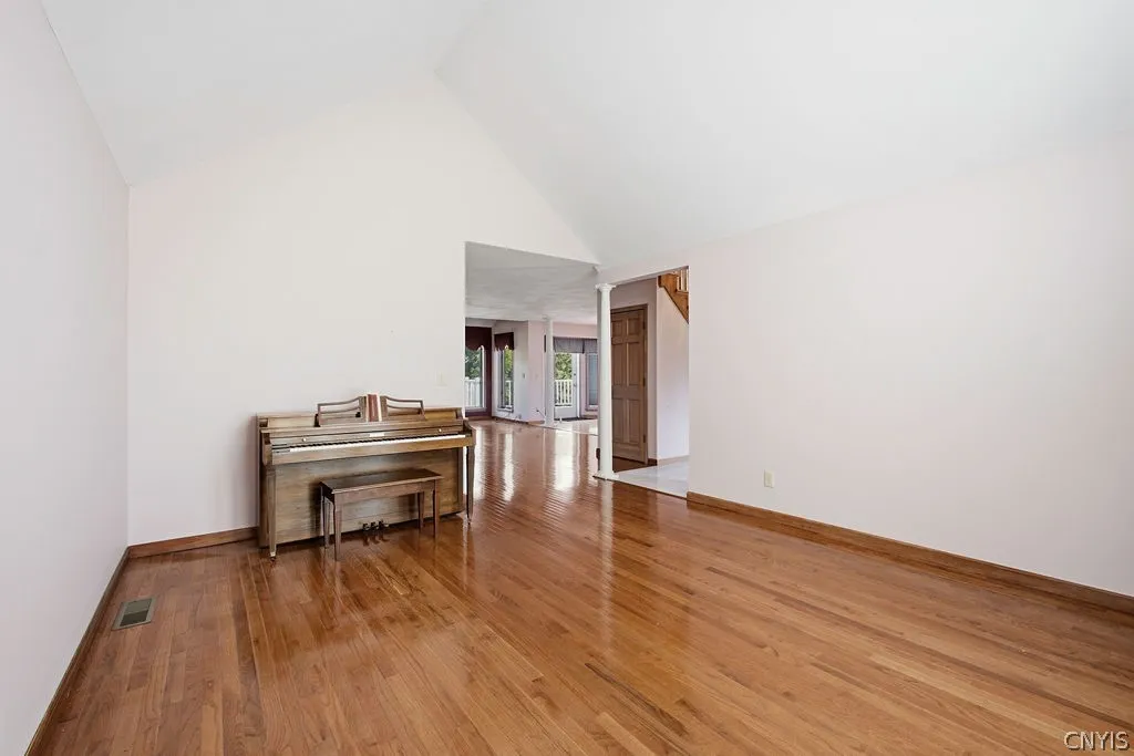 4640 Bloomsbury Drive, Onondaga, New York 13215, Onondaga, New York 13215, 4 Bedroom Bedrooms, 10 Room Rooms,3 BathroomBathrooms,Residential,For Sale,4640 Bloomsbury Drive, Onondaga, New York 13215,0,S1720636