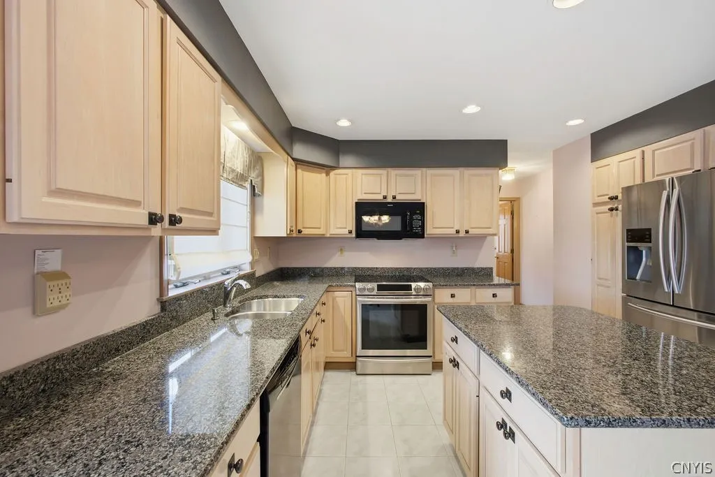 4640 Bloomsbury Drive, Onondaga, New York 13215, Onondaga, New York 13215, 4 Bedroom Bedrooms, 10 Room Rooms,3 BathroomBathrooms,Residential,For Sale,4640 Bloomsbury Drive, Onondaga, New York 13215,0,S1720636