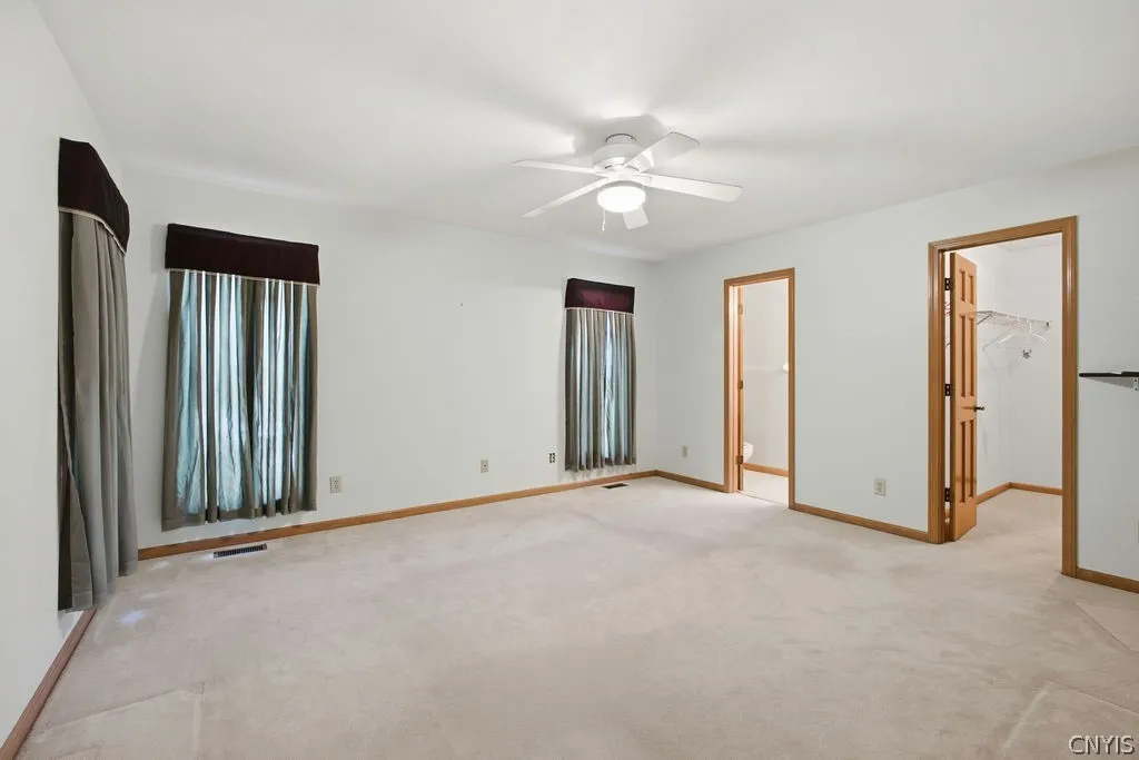4640 Bloomsbury Drive, Onondaga, New York 13215, Onondaga, New York 13215, 4 Bedroom Bedrooms, 10 Room Rooms,3 BathroomBathrooms,Residential,For Sale,4640 Bloomsbury Drive, Onondaga, New York 13215,0,S1720636