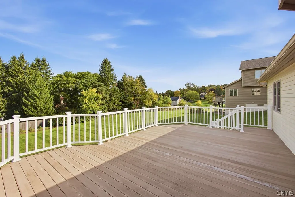 4640 Bloomsbury Drive, Onondaga, New York 13215, Onondaga, New York 13215, 4 Bedroom Bedrooms, 10 Room Rooms,3 BathroomBathrooms,Residential,For Sale,4640 Bloomsbury Drive, Onondaga, New York 13215,0,S1720636