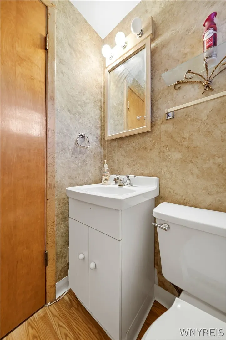87 Carmen Road, Amherst, New York 14226, Amherst, New York 14226, 3 Bedroom Bedrooms, 7 Room Rooms,2 BathroomBathrooms,Residential,For Sale,87 Carmen Road, Amherst, New York 14226,0,B1721381