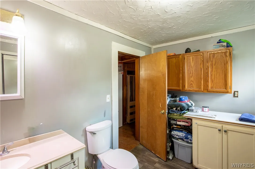 10683 Delevan Elton Road, Yorkshire, New York 1404, Yorkshire, New York 14042, 4 Bedroom Bedrooms, 7 Room Rooms,1 BathroomBathrooms,Residential,For Sale,10683 Delevan Elton Road, Yorkshire, New York 1404,0,B1721388