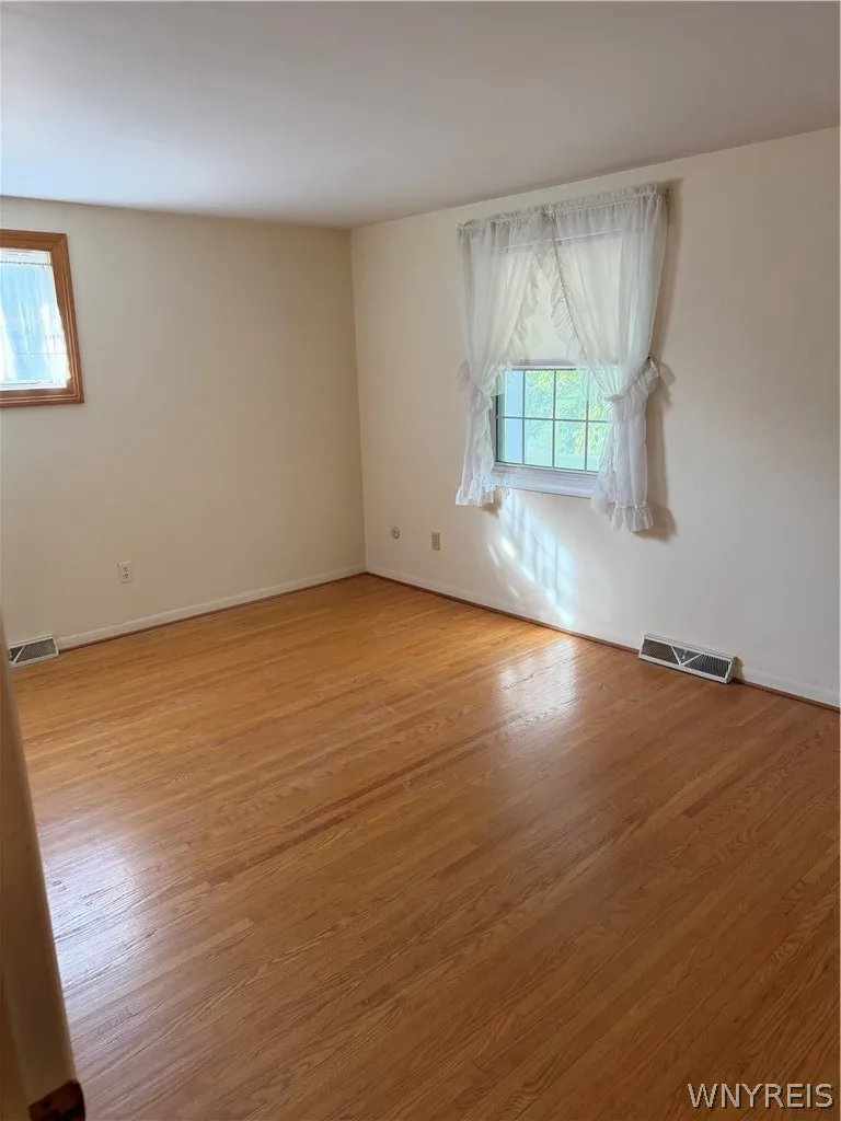 59 Pinewood Drive, West Seneca, New York 14224, West Seneca, New York 14224, 4 Bedroom Bedrooms, 8 Room Rooms,2 BathroomBathrooms,Residential,For Sale,59 Pinewood Drive, West Seneca, New York 14224,0,B1721398