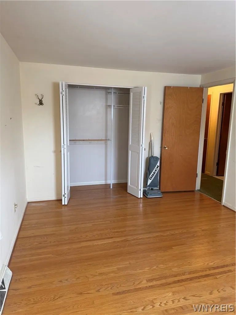 59 Pinewood Drive, West Seneca, New York 14224, West Seneca, New York 14224, 4 Bedroom Bedrooms, 8 Room Rooms,2 BathroomBathrooms,Residential,For Sale,59 Pinewood Drive, West Seneca, New York 14224,0,B1721398