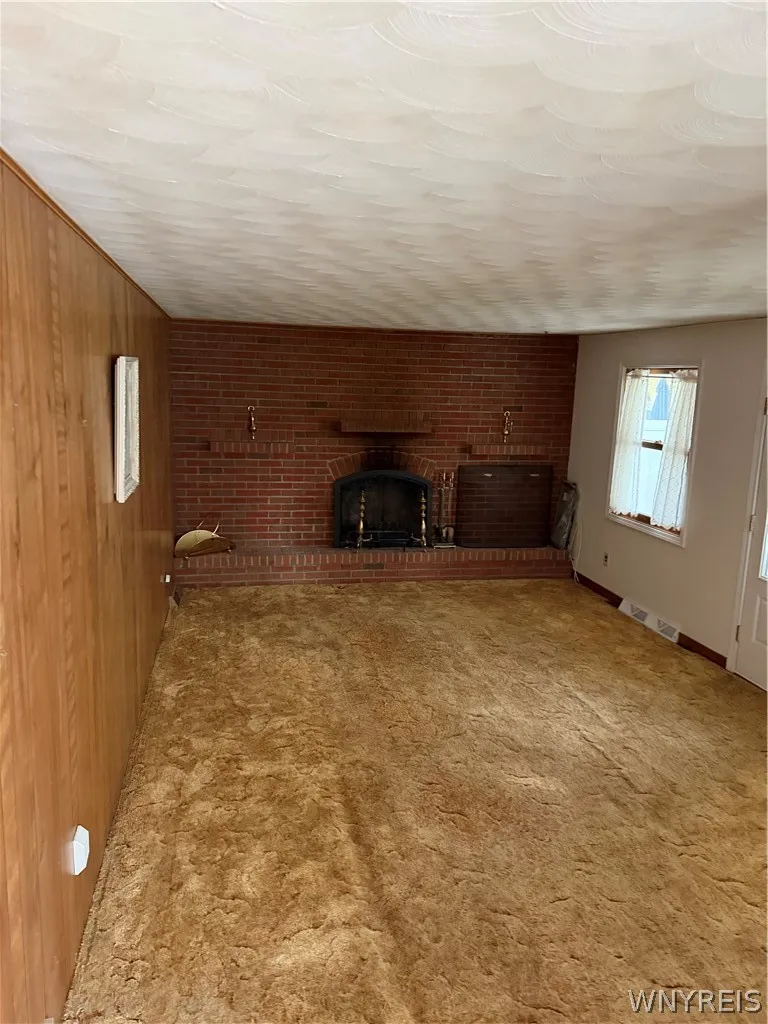 59 Pinewood Drive, West Seneca, New York 14224, West Seneca, New York 14224, 4 Bedroom Bedrooms, 8 Room Rooms,2 BathroomBathrooms,Residential,For Sale,59 Pinewood Drive, West Seneca, New York 14224,0,B1721398