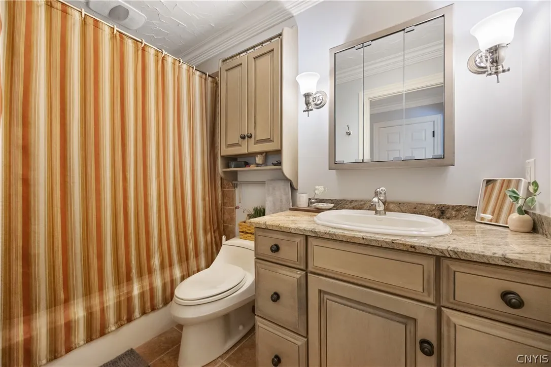 811 Knighthood Circle, Manlius, New York 13066, Manlius, New York 13066, 6 Bedroom Bedrooms, 15 Room Rooms,6 BathroomBathrooms,Residential,For Sale,811 Knighthood Circle, Manlius, New York 13066,0,S1721294