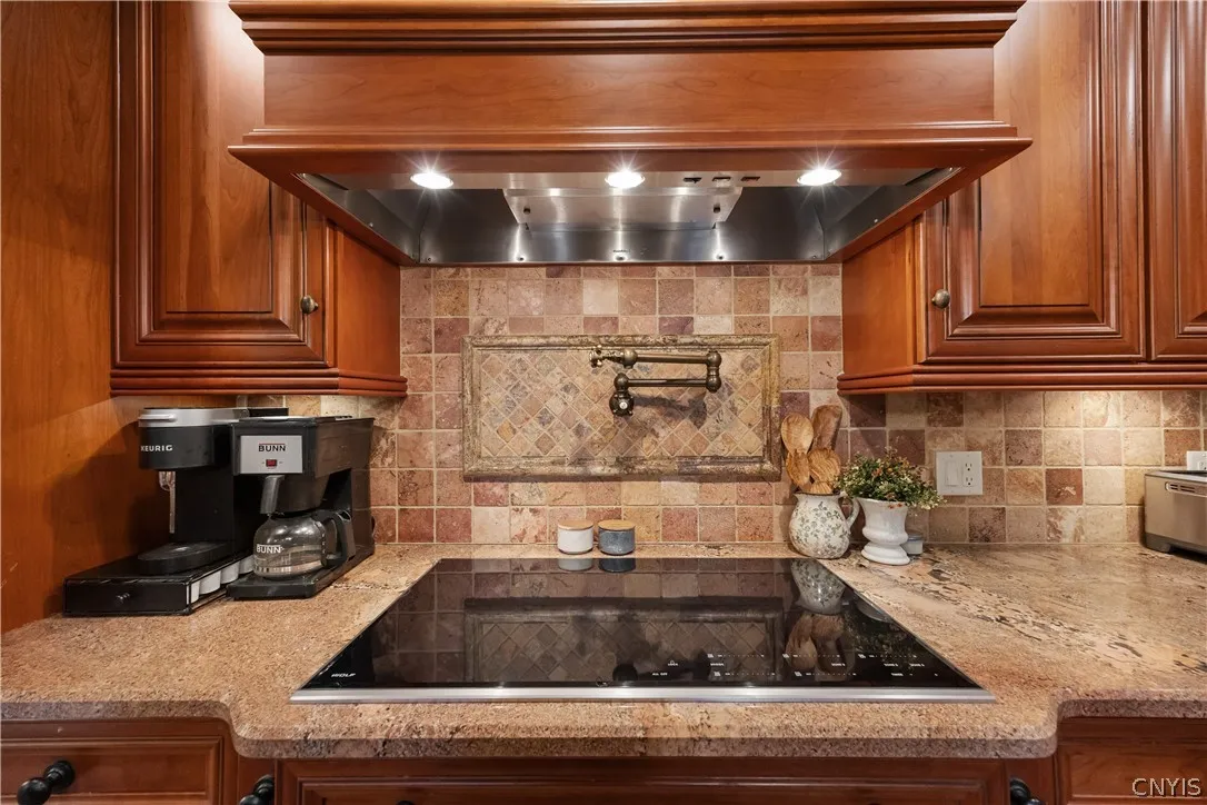 811 Knighthood Circle, Manlius, New York 13066, Manlius, New York 13066, 6 Bedroom Bedrooms, 15 Room Rooms,6 BathroomBathrooms,Residential,For Sale,811 Knighthood Circle, Manlius, New York 13066,0,S1721294