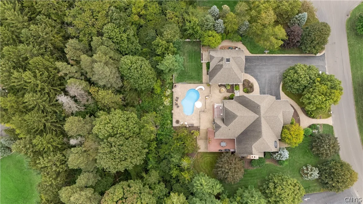 811 Knighthood Circle, Manlius, New York 13066, Manlius, New York 13066, 6 Bedroom Bedrooms, 15 Room Rooms,6 BathroomBathrooms,Residential,For Sale,811 Knighthood Circle, Manlius, New York 13066,0,S1721294