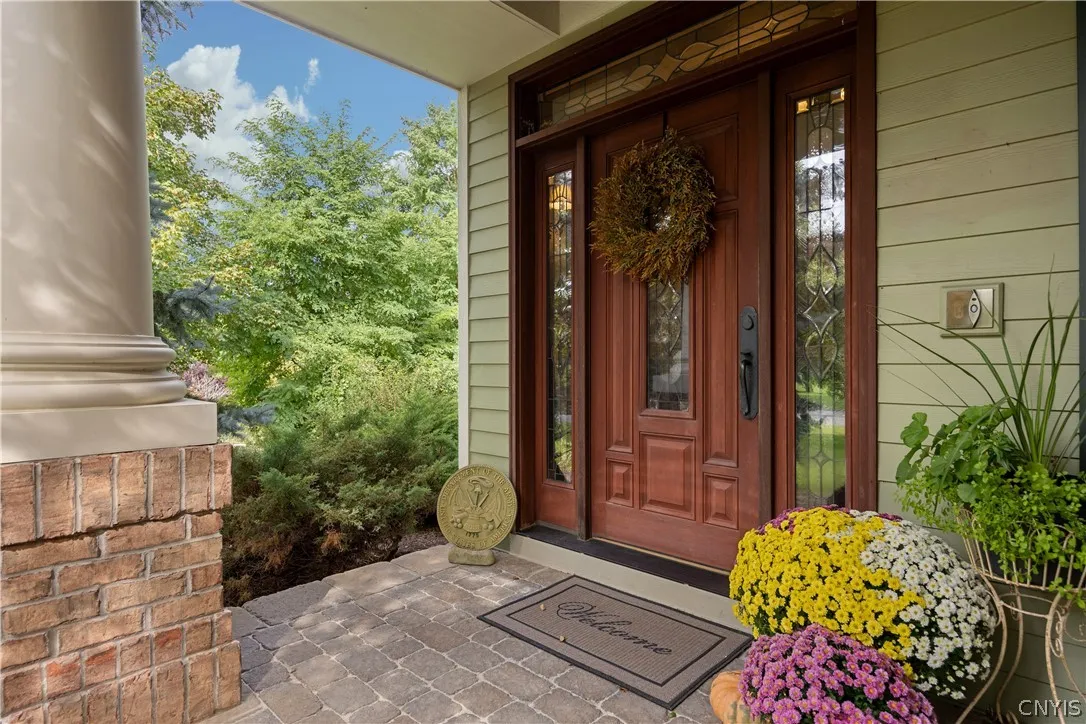 811 Knighthood Circle, Manlius, New York 13066, Manlius, New York 13066, 6 Bedroom Bedrooms, 15 Room Rooms,6 BathroomBathrooms,Residential,For Sale,811 Knighthood Circle, Manlius, New York 13066,0,S1721294