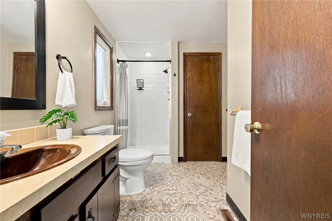 61 Eveningwood Lane, Amherst, New York 14051, Amherst, New York 14051, 3 Bedroom Bedrooms, 8 Room Rooms,2 BathroomBathrooms,Residential,For Sale,61 Eveningwood Lane, Amherst, New York 14051,0,B1721494
