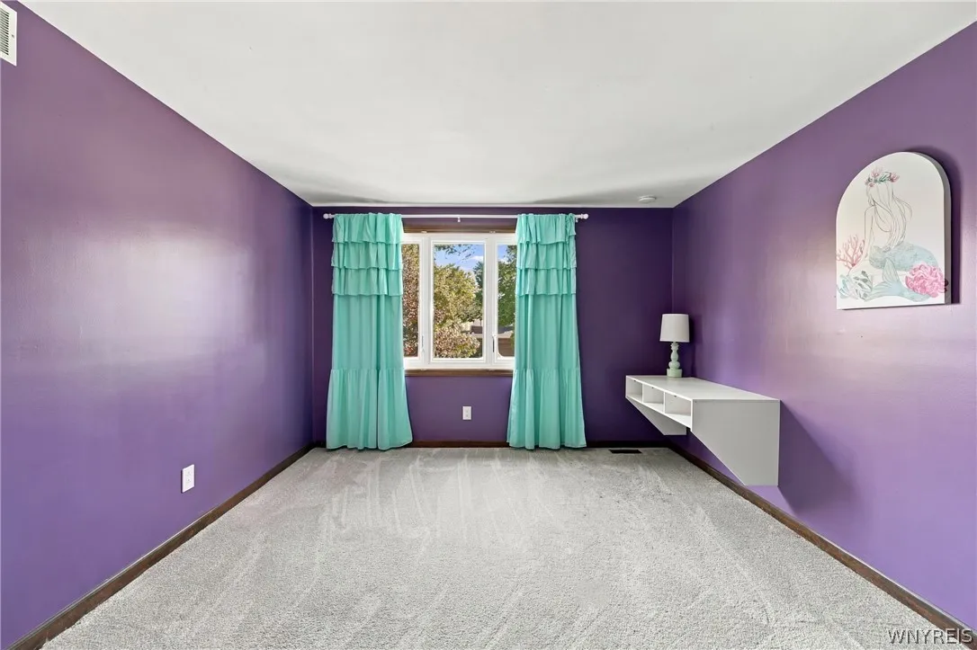 61 Eveningwood Lane, Amherst, New York 14051, Amherst, New York 14051, 3 Bedroom Bedrooms, 8 Room Rooms,2 BathroomBathrooms,Residential,For Sale,61 Eveningwood Lane, Amherst, New York 14051,0,B1721494