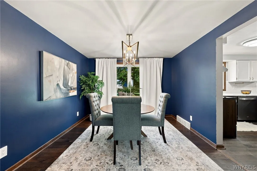 61 Eveningwood Lane, Amherst, New York 14051, Amherst, New York 14051, 3 Bedroom Bedrooms, 8 Room Rooms,2 BathroomBathrooms,Residential,For Sale,61 Eveningwood Lane, Amherst, New York 14051,0,B1721494