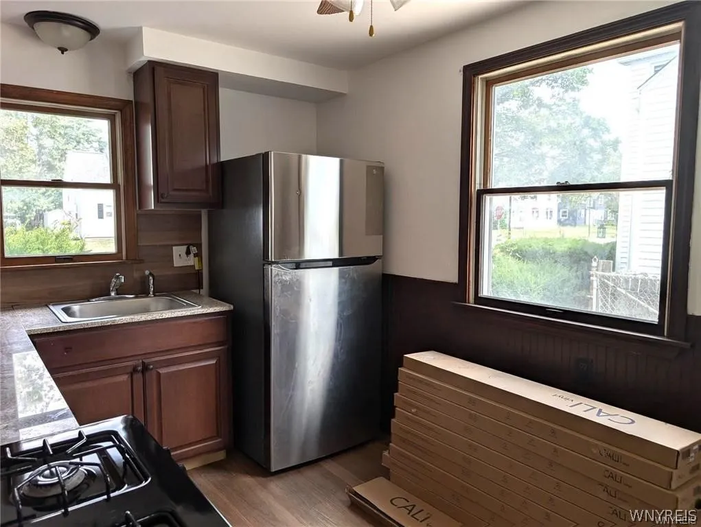 881 Highland Avenue, Tonawanda, New York 14223, Tonawanda, New York 14223, 3 Bedroom Bedrooms, 5 Room Rooms,1 BathroomBathrooms,Residential Lease,For Rent,881 Highland Avenue, Tonawanda, New York 14223,0,B1721401