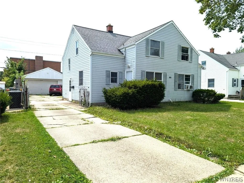 881 Highland Avenue, Tonawanda, New York 14223, Tonawanda, New York 14223, 3 Bedroom Bedrooms, 5 Room Rooms,1 BathroomBathrooms,Residential Lease,For Rent,881 Highland Avenue, Tonawanda, New York 14223,0,B1721401