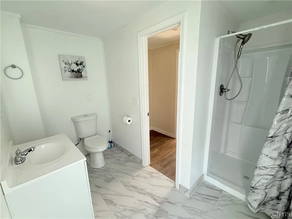 421 South Massey Street, Watertown City, New York, Watertown City, New York 13601, 4 Bedroom Bedrooms, 10 Room Rooms,2 BathroomBathrooms,Residential Lease,For Rent,421 South Massey Street, Watertown City, New York ,0,S1721429