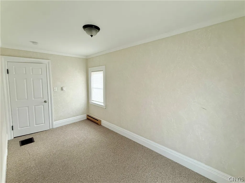 421 South Massey Street, Watertown City, New York, Watertown City, New York 13601, 4 Bedroom Bedrooms, 10 Room Rooms,2 BathroomBathrooms,Residential Lease,For Rent,421 South Massey Street, Watertown City, New York ,0,S1721429