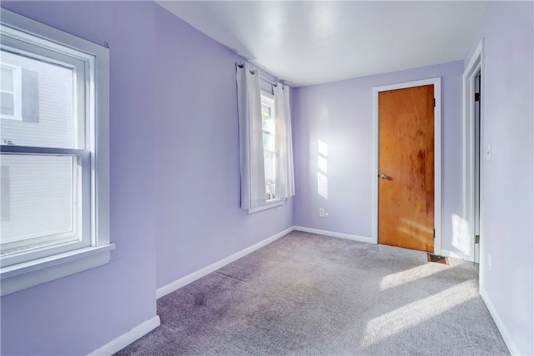 5008 Saint Paul Boulevard, Irondequoit, New York 1, Irondequoit, New York 14617, 3 Bedroom Bedrooms, 8 Room Rooms,1 BathroomBathrooms,Residential Lease,For Rent,5008 Saint Paul Boulevard, Irondequoit, New York 1,0,R1721543